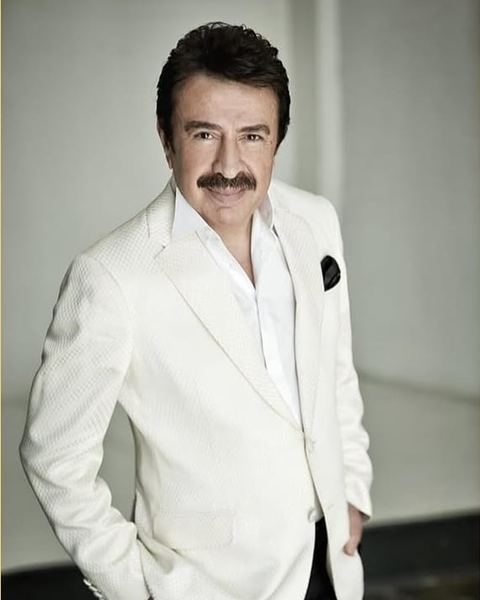 Ahmet Selçuk İlkan